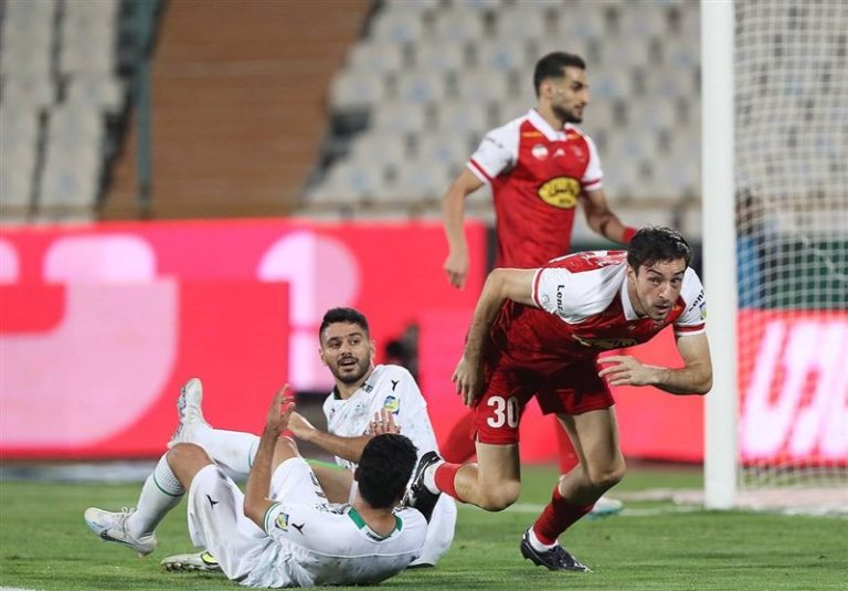 مصلح: محرومم نکنید؛ اگر VAR بود برنده میشدیم