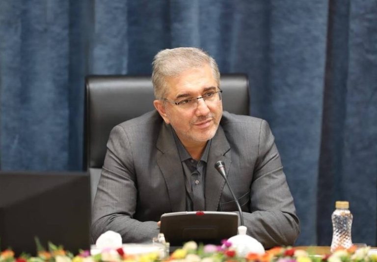 منظور: درآمدهای دولت علیرغم همه سختیها، افزایش داشته است