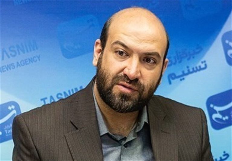 موانع ترخیص خودروهای وارداتی برطرف شد/ ترخیص ۱۰۰۰ خودروی هیوندای النترا از گمرک شهید باهنر + فیلم
