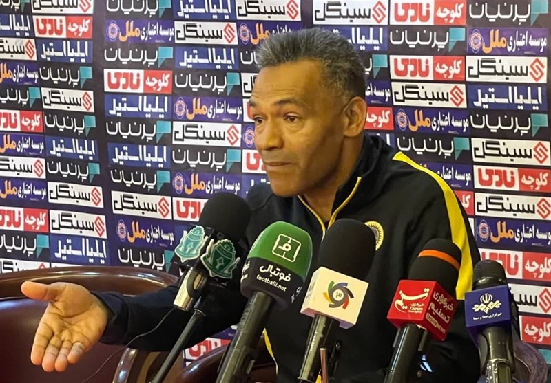 مورایس: معمولاً سورپرایزی ندارم و از داشتههایم استفاده میکنم/ نیازمند بخواهد بازی کند از او حمایت خواهم کرد