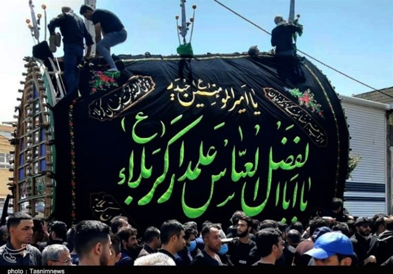 نخلگردانی هیئتیهای محله کوشک اردستان در شب هفتم شهادت امام حسین(ع) + فیلم