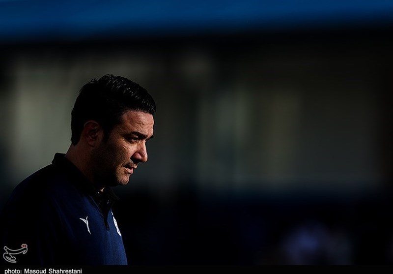 نکونام: غرق شدهایم و امیدوارم یک قایق نجاتی به ما برسد/ با هیچکس خصومت ندارم و از حق استقلال دفاع میکنم