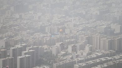وضعیت هوای تهران ۱۴۰۲/۰۵/۲۶؛ تداوم تنفس هوای “آلوده” به واسطه ازن