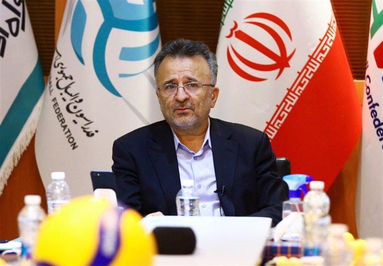 پاسخ منفی چهار مربی خارجی برای دستیاری عطایی در تیم ملی والیبال
