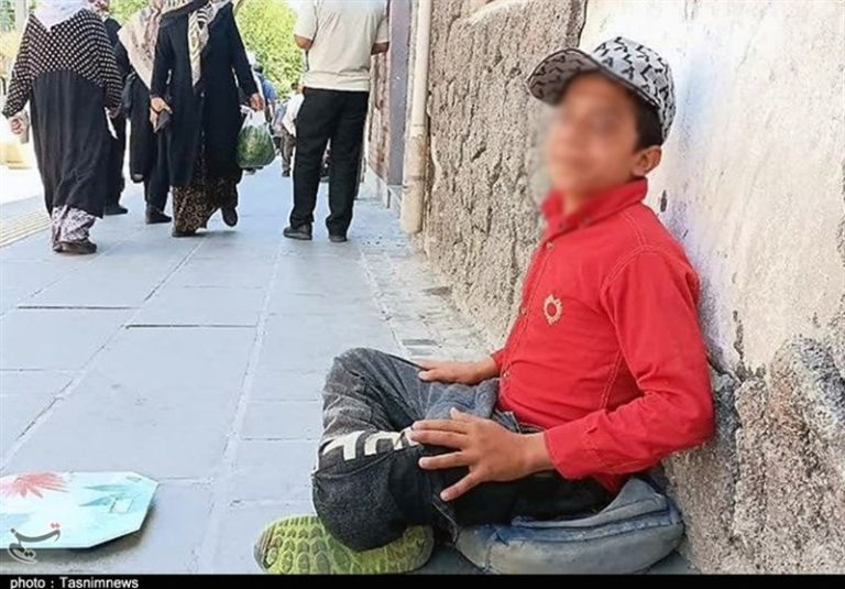 پشت پرده فعالیت “شبکه” کودکان کار در شهرستانها / کودکانی که در ازای مبالغی به تهران می آیند