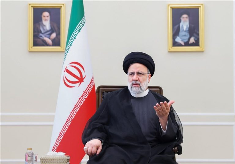 پیام تبریک رئیسی به مناسبت قهرمانی تیم کشتی فرنگی جوانان در رقابتهای جهانی