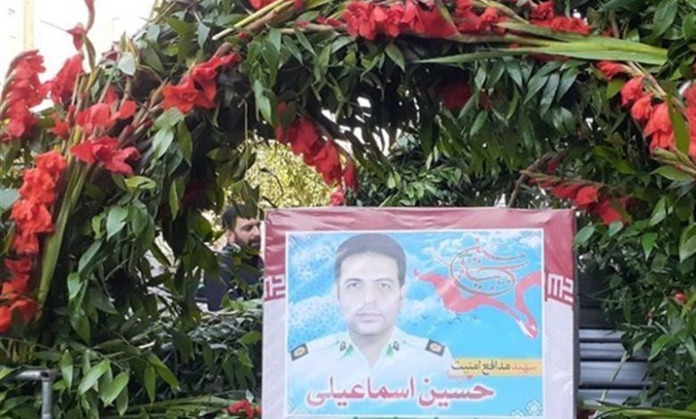 پیکر شهید اسماعیلی در شهرری تشییع و به خاک سپرده شد