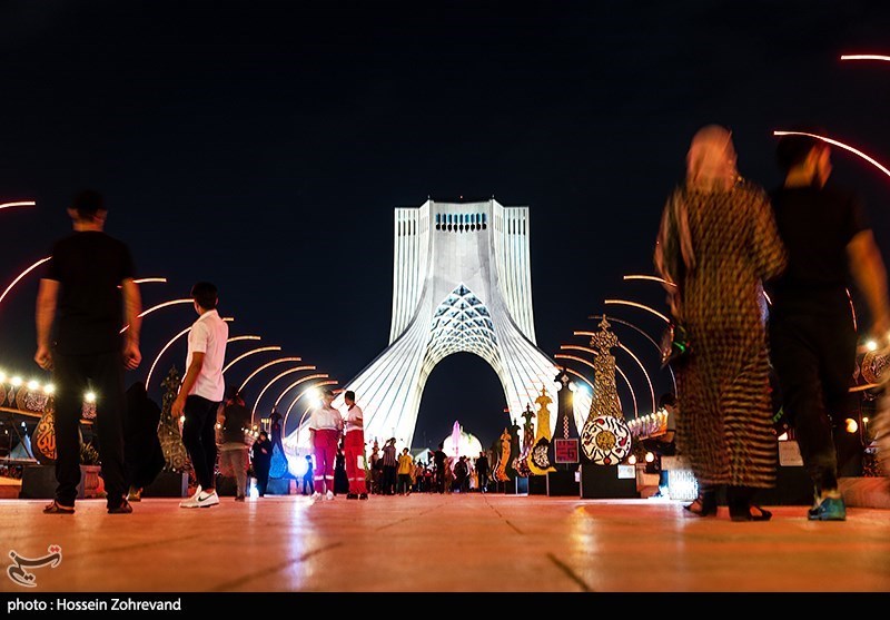 چند ساعت نفس کشیدن در بینالحرمینِ ایران/ اینجا “محرم شهر” است، آزادی معنای دیگری دارد + فیلم