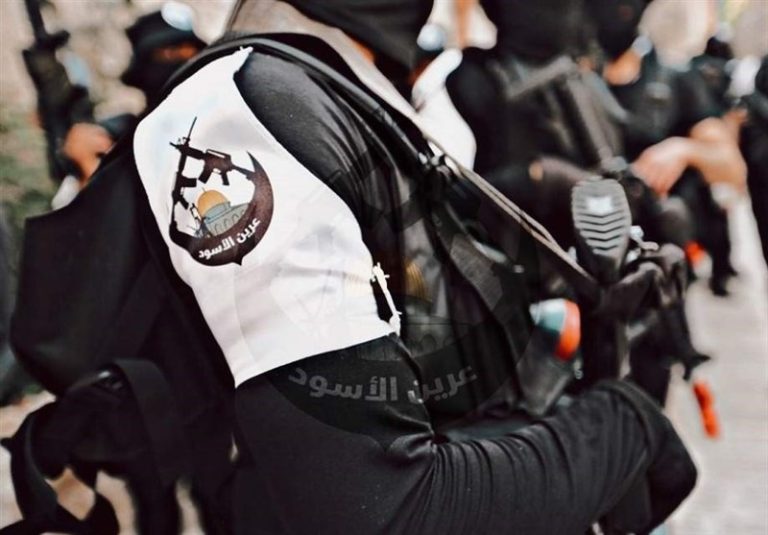 کارشناس صهیونیست: انتفاضه مسلحانه در کرانه باختری علیه تلآویو خطرناک خواهد بود