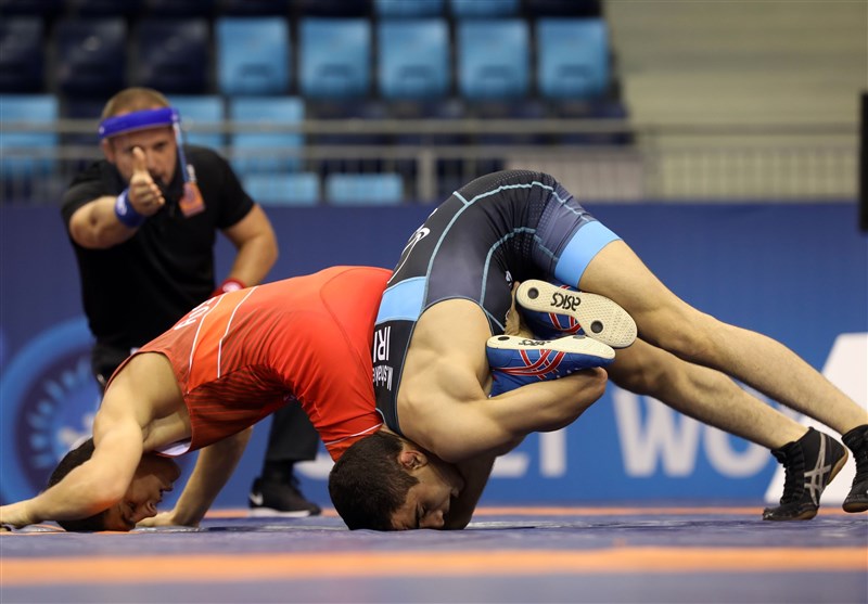 کشتی آزاد نوجوانان جهان| روز خوب ایران و روز بد روسها/ هیچ کشتیگیری بدون امتیاز نماند