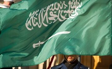 اعدام ۲ نظامی عربستان سعودی به اتهام خیانت