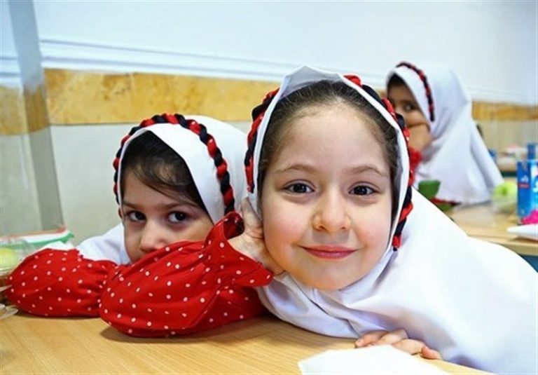 با اجرای نظام دوری؛ دانشآموزان اول تا سوم دبستان را با یک معلم میگذرانند