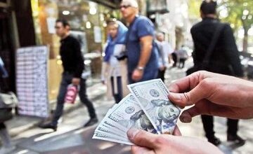 بازار ارز سیاسی شد/ پیش‌بینی جدید قیمت دلار در بازار تهران