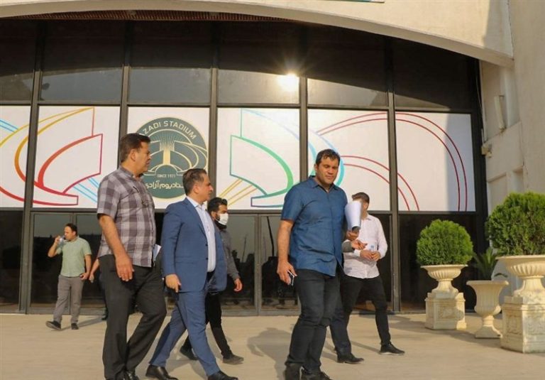 بازدید مدیران باشگاه نساجی از ورزشگاه آزادی