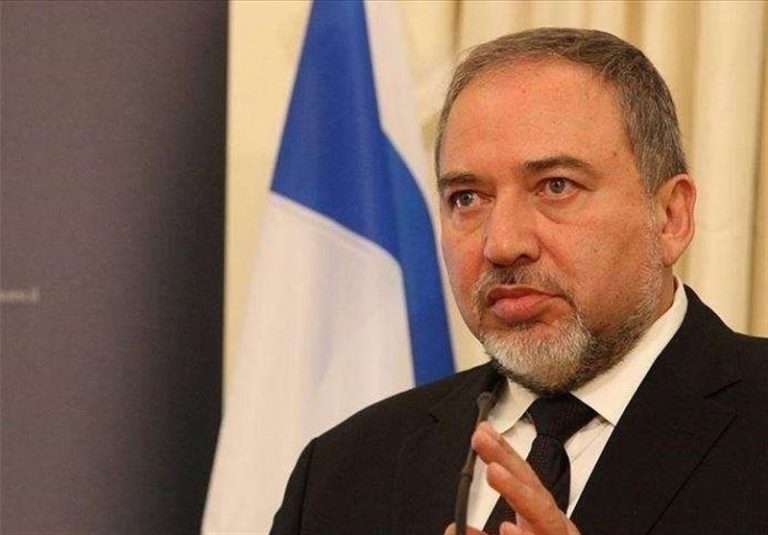 تشدید اختلافات صهیونیستها در پرونده عادیسازی با عربستان/ اتهامزنی جدید لیبرمن به نتانیاهو