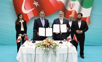 تفاهم‌نامه همکاری‌های مشترک استان‌های مرزی ایران و ترکیه امضا شد