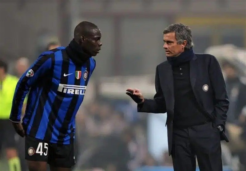 توصیه انتقاد‌‌آمیز بالوتلی به مورینیو؛ مثل مرد مسئولیت‌پذیر باش!