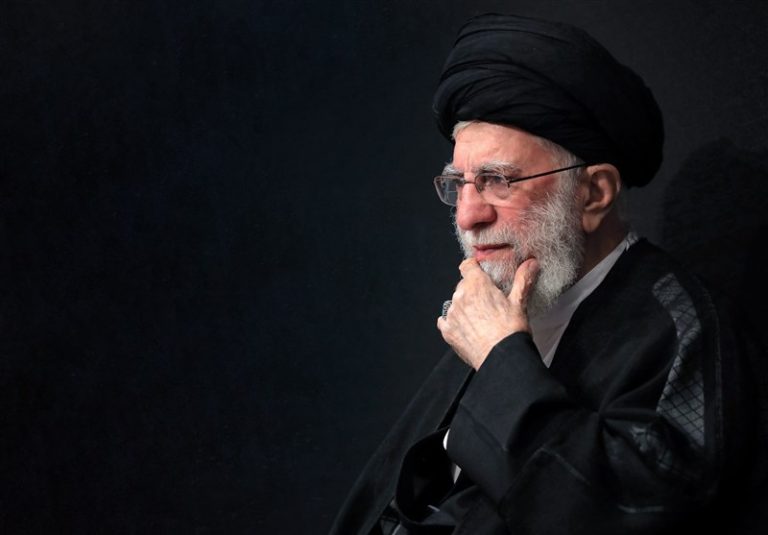 جملات آمیخته با «شوق و حسرت» امام خامنهای خطاب به زائران اربعین / «ای کاش همراه شما بودیم»
