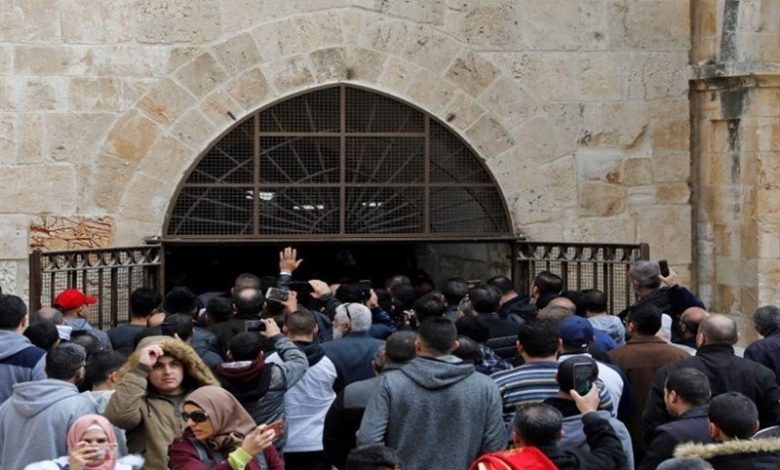 حمله اشغالگران صهیونیست به مصلای باب الرحمه در مسجدالاقصی
