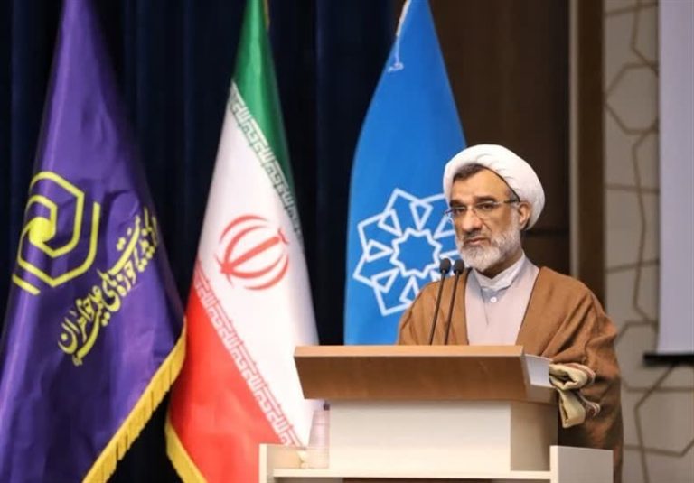خسروپناه: دانشگاهها از راهپیمایی اربعین نظریه استخراج کنند