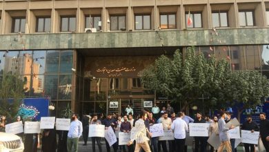 دومین تجمع اعتراضی دانشجویان در خصوص تخلفات اتاق بازرگانی/ وزیر صمت به وظیفه قانونی خود عمل کند