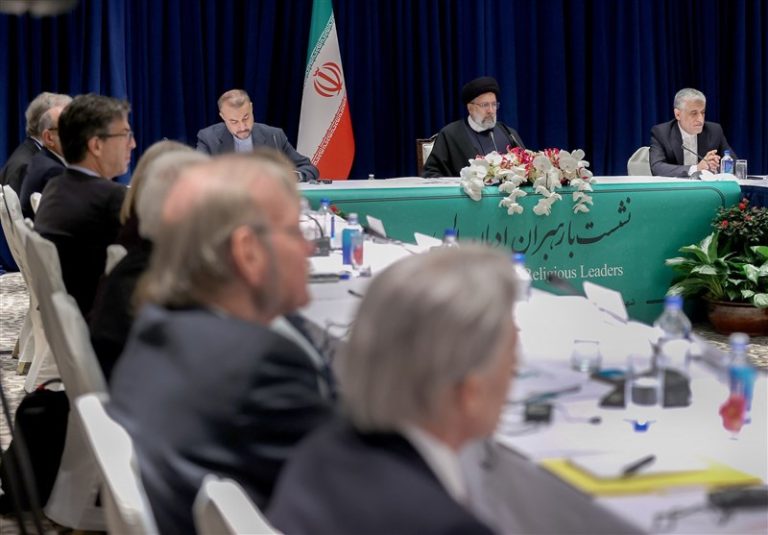 رئیسی: ریشه بسیاری از گرفتاریهای جوامع بشری در دوری سیاست از معنویت است