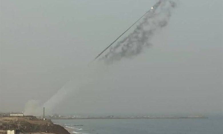 رزمایش مقاومت در غزه با شلیک موشک آغاز شد