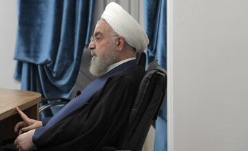 روحانی: سکوت منفعلانه و اعتراض خیابانی چاره‌ساز نیست/ کنار کشیدن در شرایط فعلی به نفع آینده کشور و نظام ما نیست