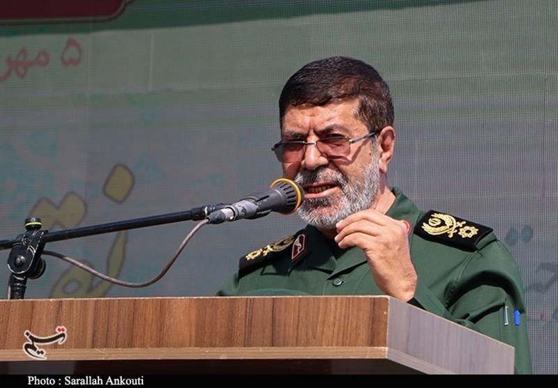 سردار شریف: امام خامنهای فرمودند “من مردم کرمان را دوست دارم”