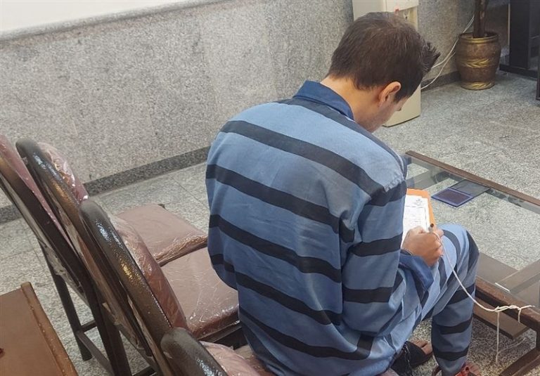 سرشبکه اغتشاشات در کرمان دستگیر شد/ ارتباط متهم با سران منتسب به سلطنتطلبان