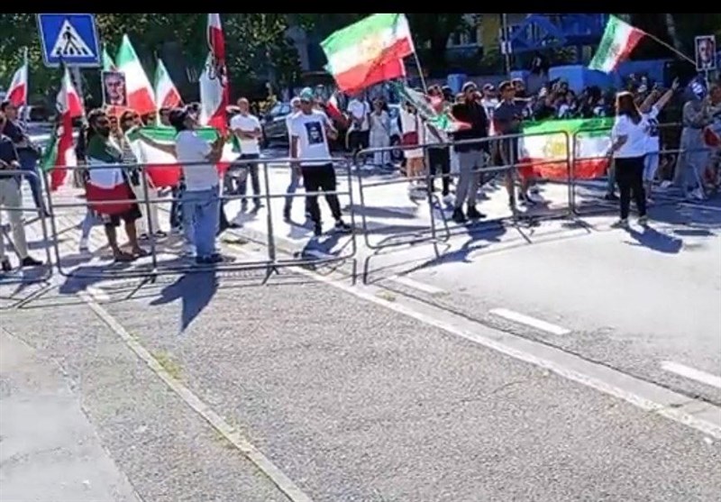 سنگ روی یخ شدن ضدانقلاب در خارج کشور/ تجمع با تعداد محدود و با نمادهای تجزیهطلبی!