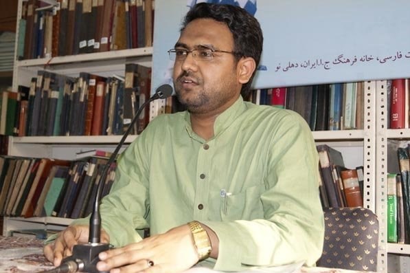 شعر شاعر هندی برای اربعین حسینی؛ این قافله تمام نفس، هر قدم گریست