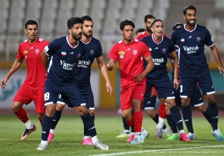 شکست پرسپولیس مقابل نساجی با گلزنی یک استقلالی