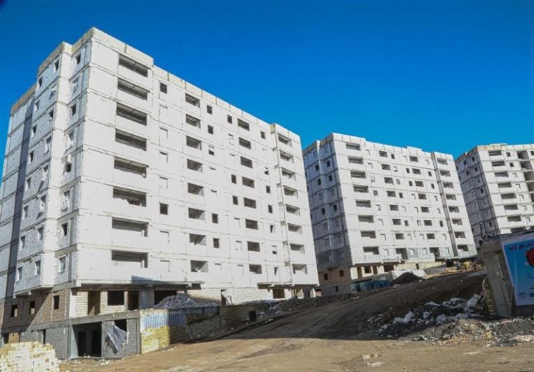 عدم ورود جدی بانکهای خصوصی در نهضت ملی مسکن/ تحویل ۱۲ هزار واحد در پردیس تا پایان سال