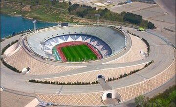 عکس‌| وضعیت نگران‌کننده ورزشگاه آزادی در آستانه بازی پرسپولیس – النصر
