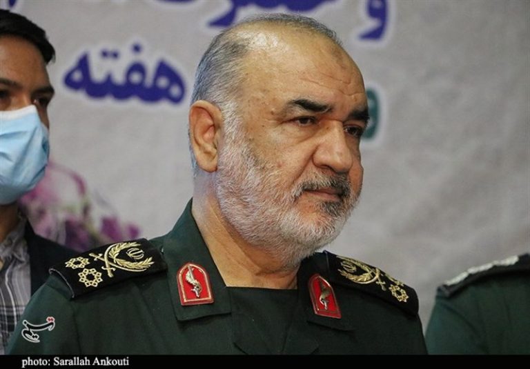 فرماندهان سپاه با ۱۳۶ هزار خانواده شهید و جانباز دیدار میکنند
