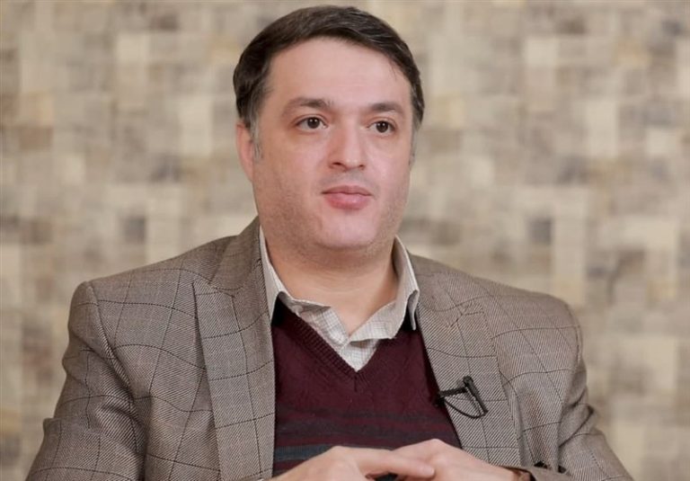قوچانی: کارگزاران با چهرههایی همچون ناطق و لاریجانی هم دیدار خواهد کرد/ جبهه اصلاحات فاقد راهبرد مشخصی است