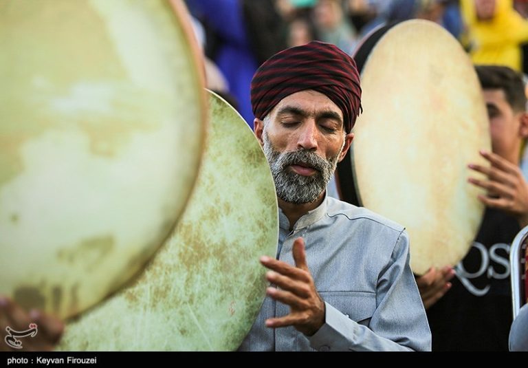 مهمانی امت احمد (ص) در سنندج/ روایتی از جشن بزرگ و بینظیر وحدت شیعه و سنی