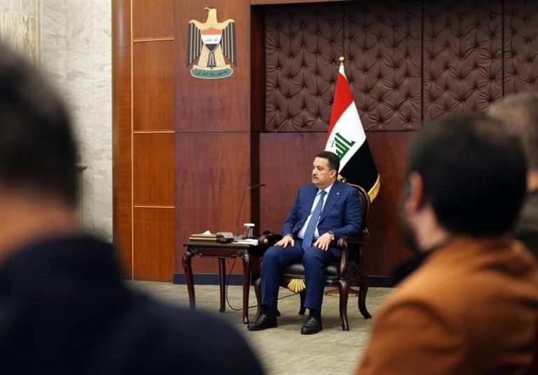 نخستوزیر عراق: اجرای کامل توافق امنیتی با ایران را با جدیت ادامه میدهیم