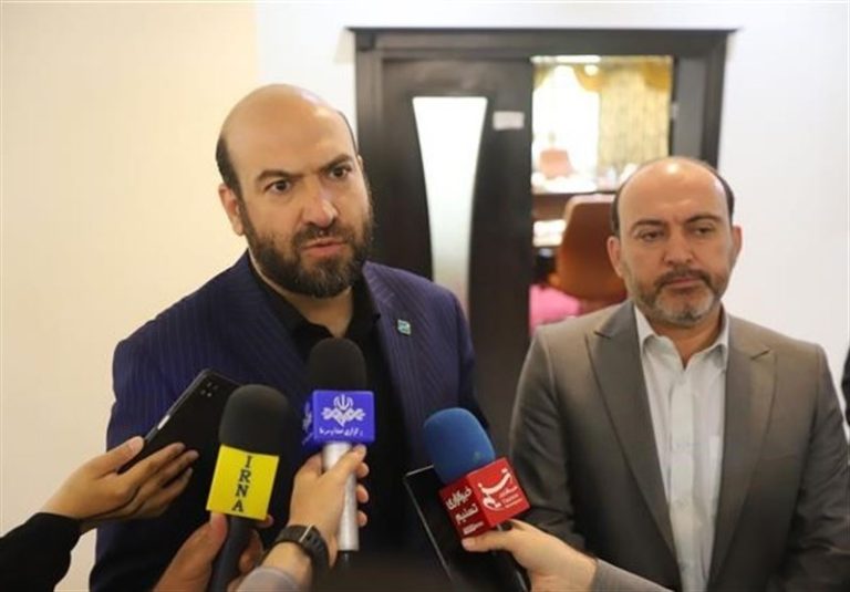 هدایت تعداد زیادی از کانتینرهای رسوبی به خارج از بندر شهید رجایی/ آغاز ترخیص ۶۸۲ کانتینر گوشت و یک هزار خودرو