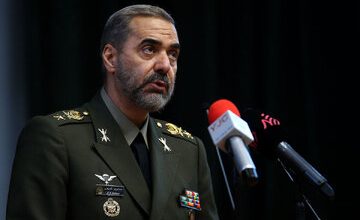واکنش وزیر دفاع به «سرقت» نفتکش ایران از سوی آمریکا؛ امکان‌ مقابله‌به‌مثل وسیع را داریم