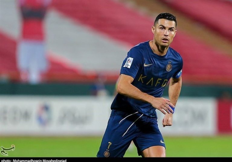 پرسپولیس هدیه رونالدو به دختر سفیدشهری را بازنگرداند