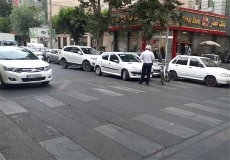 پلیس معاینه فنی خودروهای دودزا را باطل میکند/ ۲ میلیون جریمه برای خودروهای فاقد معاینه فنی