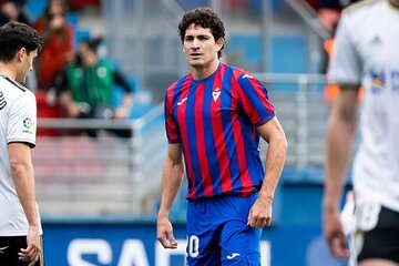 چرا بلانکوو در تمرین استقلال حاضر نمیشود؟