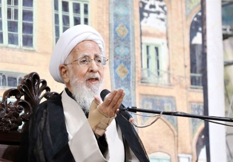 آیتالله جوادی آملی: نباید غزه را تنها گذاشت/ داعیهداران تمدن، حیوانی بیش نیستند