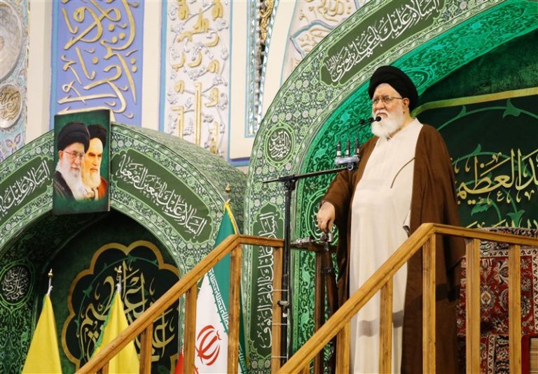آیتالله علمالهدی: آدمکش و جانی اصلی در جنایات غزه آمریکاست/ در کنار فلسطین قهرمان ایستادهایم