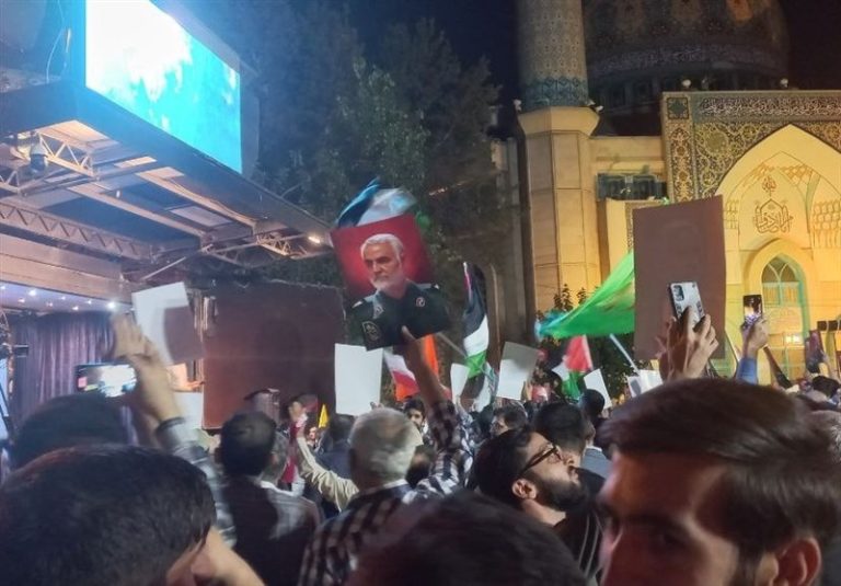اجتماع مردم تهران در حمایت از عملیات پیروزمندانه فلسطینیان