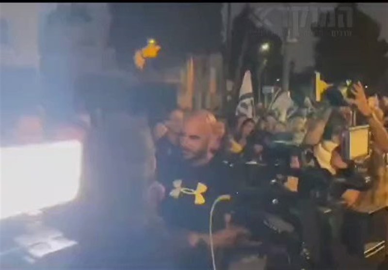 ادامه تظاهرات صهیونیست‌ها این بار مقابل محل اقامت رئیس رژیم اسرائیل