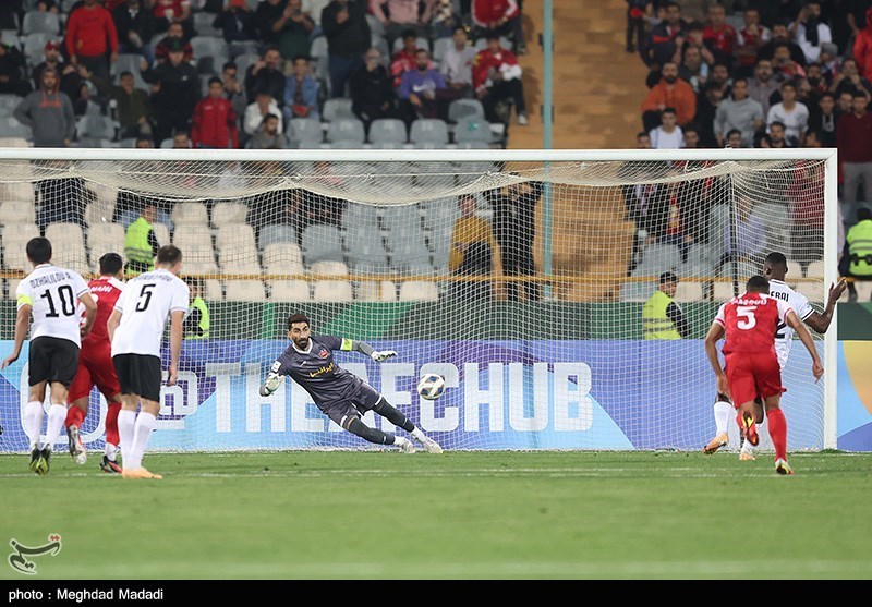 بیرانوند: پنالتی را با انرژی و تشویق هواداران پرسپولیس گرفتم