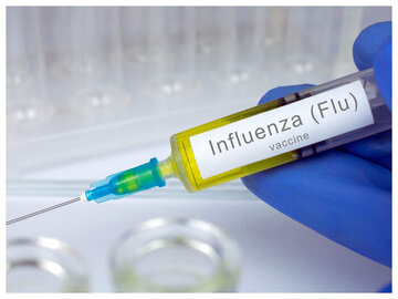 تزریق واکسن آنفلوآنزا برای خانواده‌های دارای بیمار خاص ضروری است
